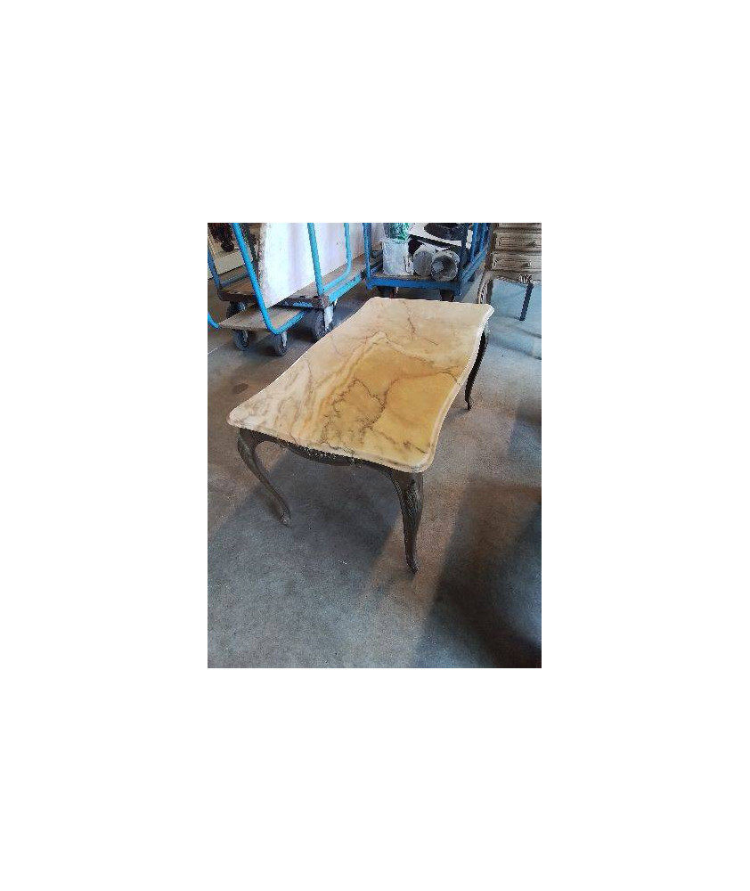 TABLE BASSE RECTANGULAIRE PIÈTEMENT LAITON PLATEAU MARBRE STYLE REGENCE