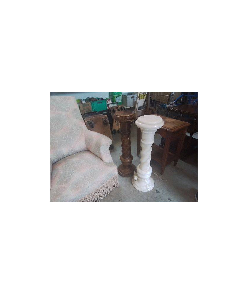 COLONNE EN MARBRE
