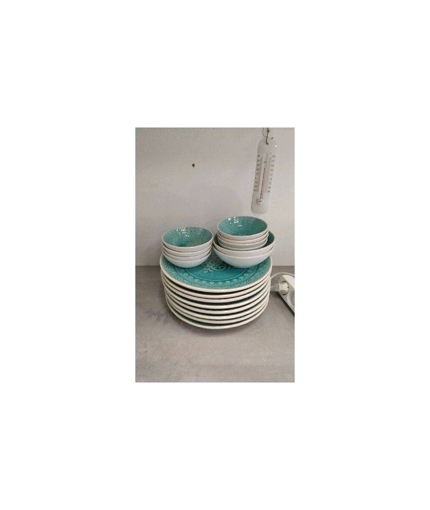 ASSIETTES TURQUOISE + COUPELLES 