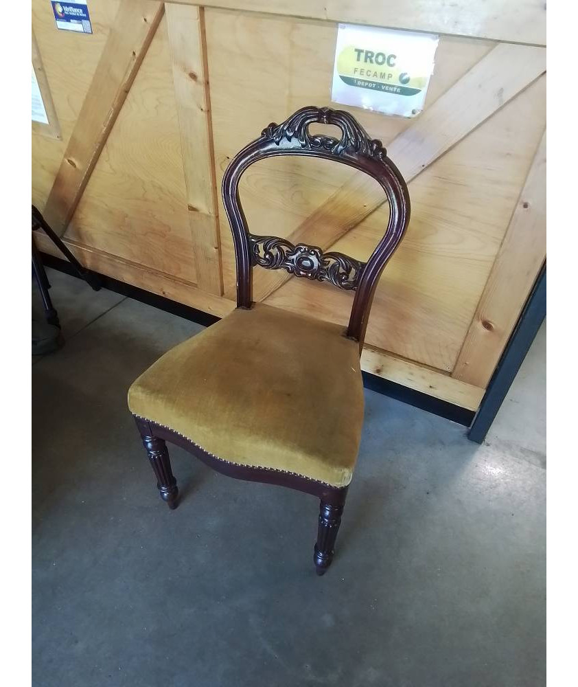 CHAISE ACAJOU ASSISE CAPITONNÉ VELOURS OCRE STYLE LOUIS XV
