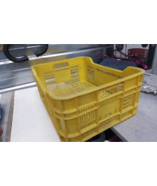 CAISSE PLASTIQUE JAUNE 