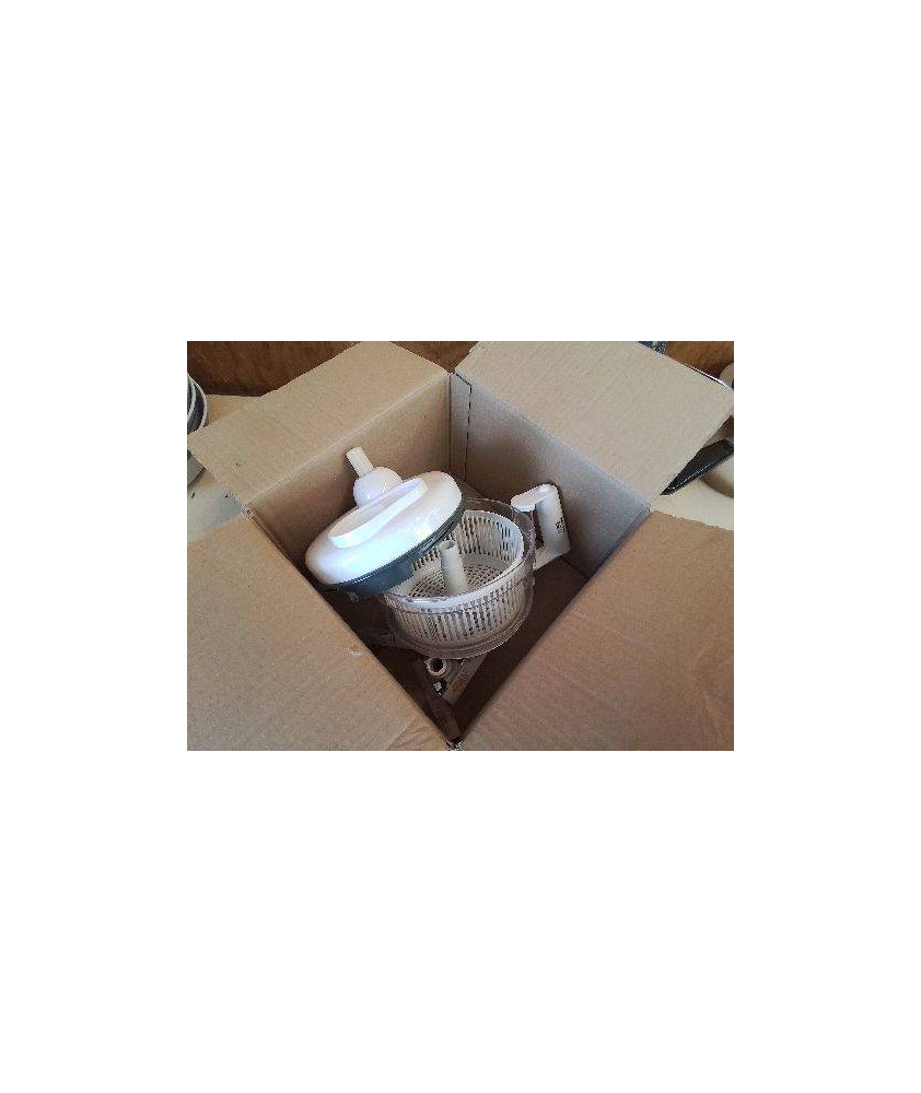 PETIT ROBOT TRANCHEUR BATEUR MANUEL