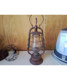 ANCIENNE LAMPE A HUILE 