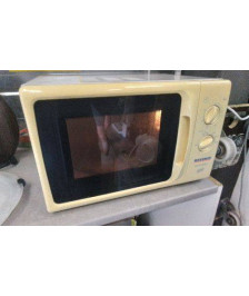 MICRO-ONDES 