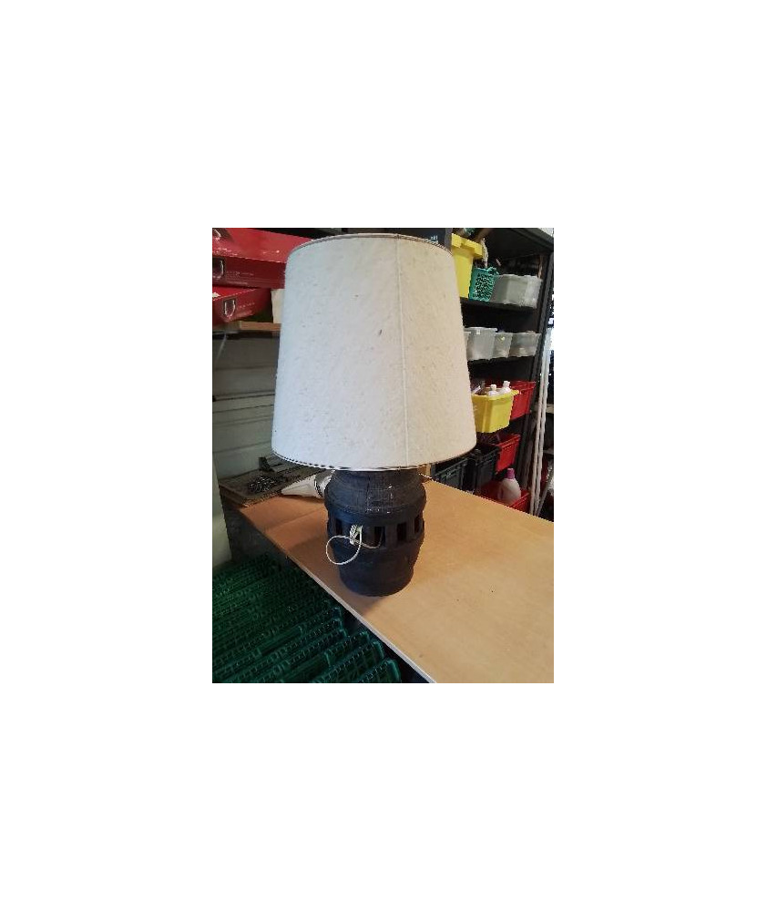 LAMPE MOYEU AJ ECRU