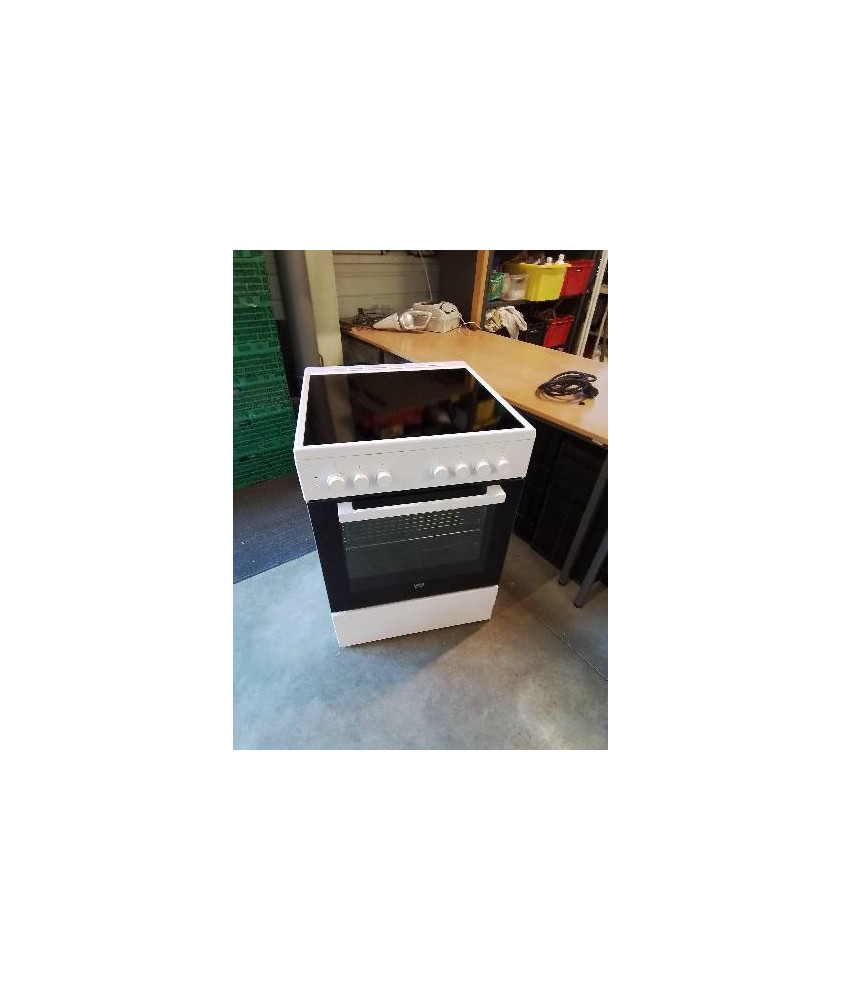 CUISINIÈRE ÉLECTRIQUE VITROCÉRAMIQUE 4 FOYERS BEKO CUV61B 
