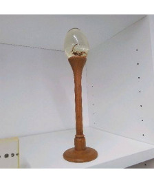 SCORPION SUR PIED BOIS