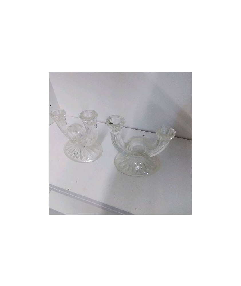 PAIRE DE CHANDELIERS VERRE
