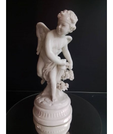 POSTURE CAPODIMONTE