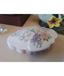 BOITE EN PORCELAINE 