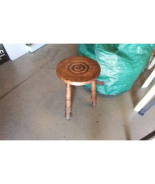 TABOURET BOIS TRIPODE 