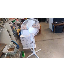 VENTILATEUR SUR PIED 
