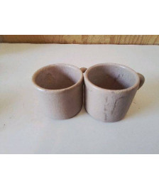 LOT DE 2 TASSES A CAFE