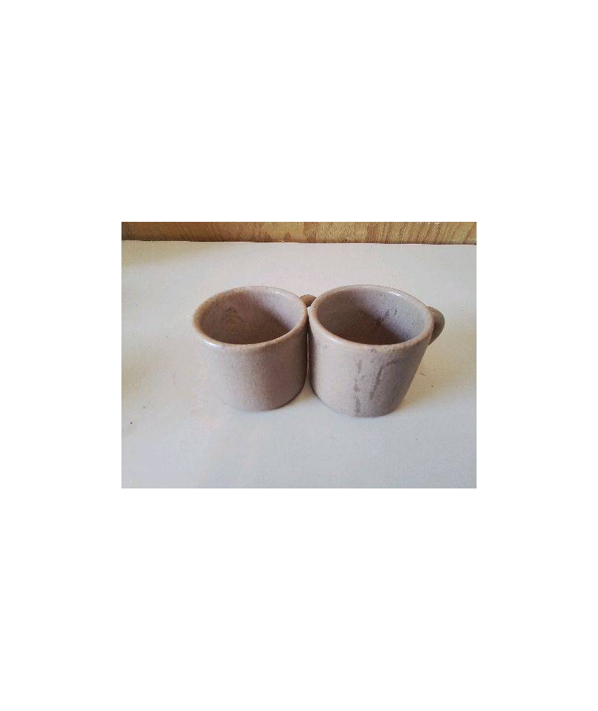 LOT DE 2 TASSES A CAFE