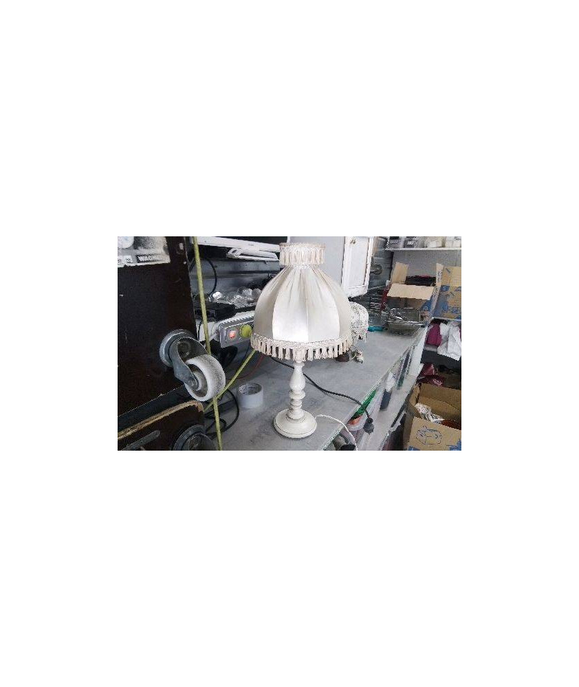 LAMPE ECRUE 
