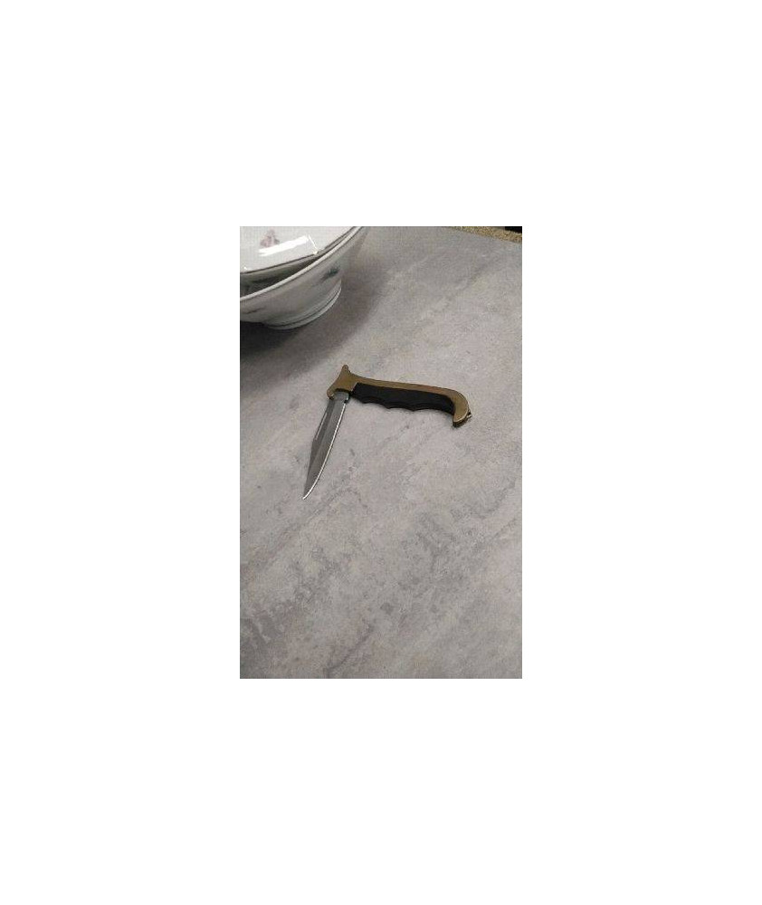 COUTEAU 