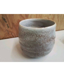 CACHE POT EN GRES 