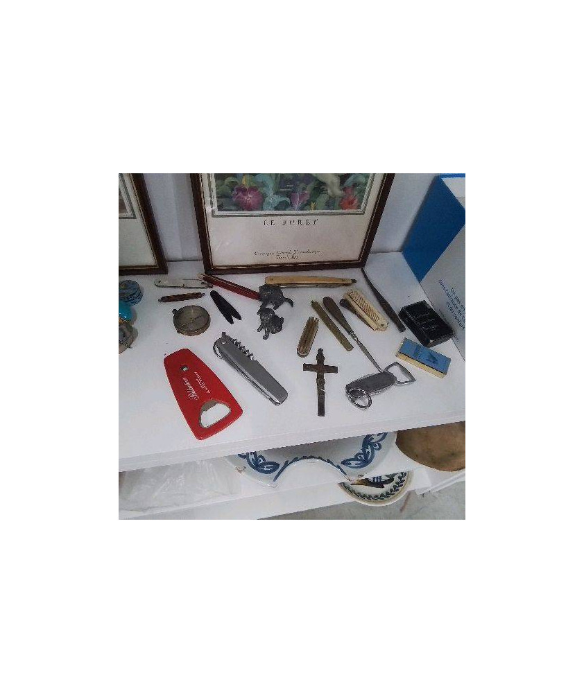 OBJET DE VITRINE