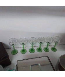 6 VERRES PIEDS VERTS