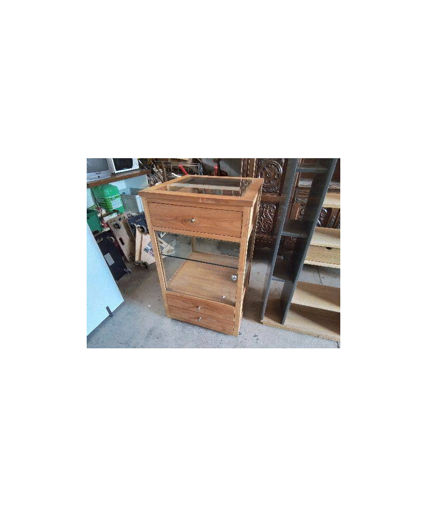 VITRINE COMPTOIRE SUR ROULETTES 