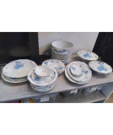 SERVICE DE TABLE LIMOGES EN LETAT 