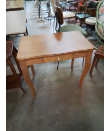 BUREAU RECTANGULAIRE BOIS CLAIR PIEDS GALBÉS 1 TIROIR 