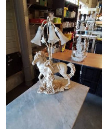 LAMPE RÉSINE AU CHEVAL 3 FEUX VERRE