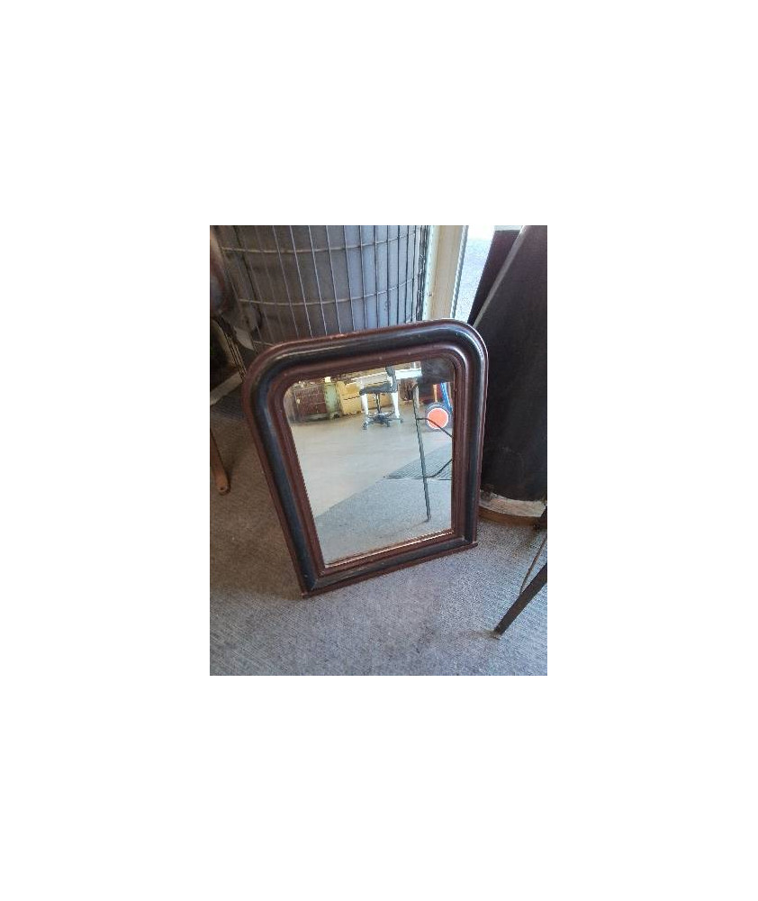 MIROIR RECTANGULAIRE CINTRÉ BOIS MOULURÉ PEINT NOIR ET MARRON LOUIS PHILIPPE MIROIR RECTANGULAIRE CINTRÉ BOIS MOULURÉ PEINT NOIR ET MARRON LOUIS PHILIPPE
