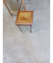 TABOURET CARRÉ BOIS DESSUS TISSU OR