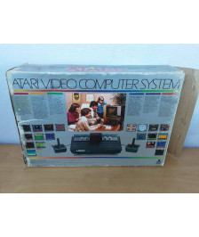 CONSOLE ATARI 2600 ( BOITE ABIMÉE - CONSOLE TRÈS PROPRE )