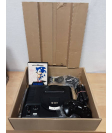 CONSOLE SEGA MEGADRIVE EN BOITE PACK SONIC ( SANS NOTICE )