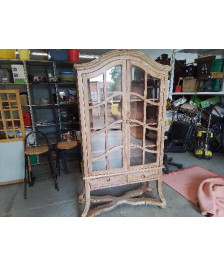  VITRINE EN BOIS D’ACCACIA