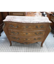 COMMODE MARQUETÉE STYLE LOUIS XV