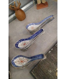 CUILLERE A SOUPE CHINOISE LE LOT