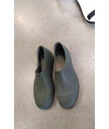 CHAUSSURES DE JARDIN T42
