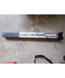 PIED METALIQUE REGLABLE 