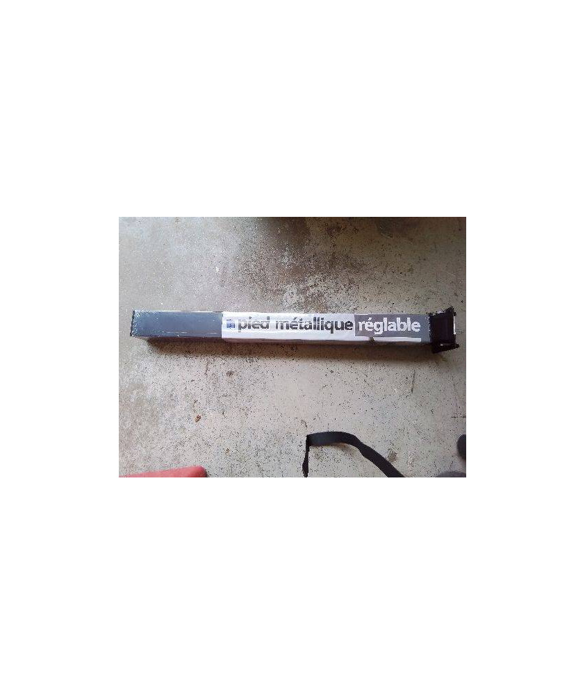 PIED METALIQUE REGLABLE 