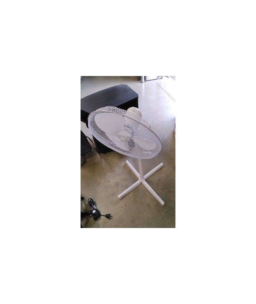 VENTILATEUR SUR PIED