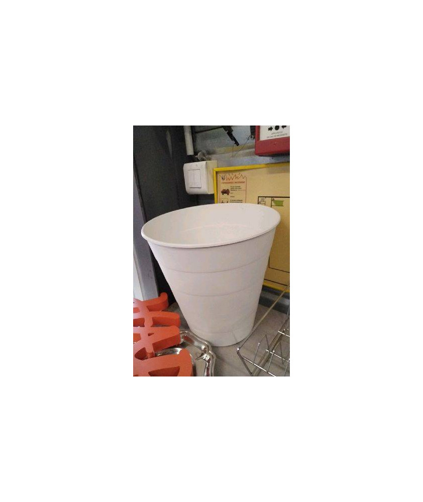 POT PLASTIQUE 