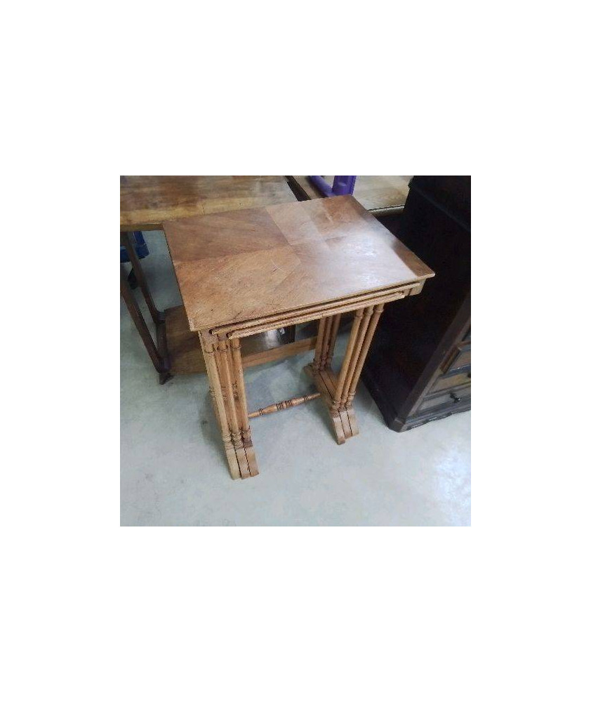 TABLES GIGOGNES X3