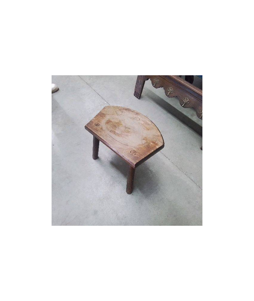 TABOURET TRIPODE
