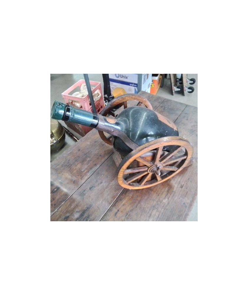 PORTE BOUTEILLE + BOUTEILE 