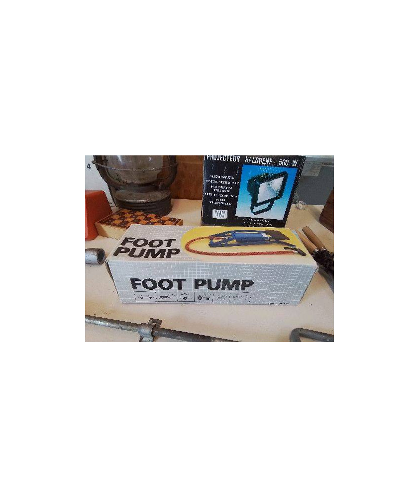 POMPE A PIED 