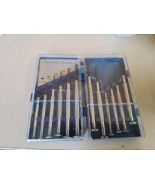 PETIT SET D’OUTILS 