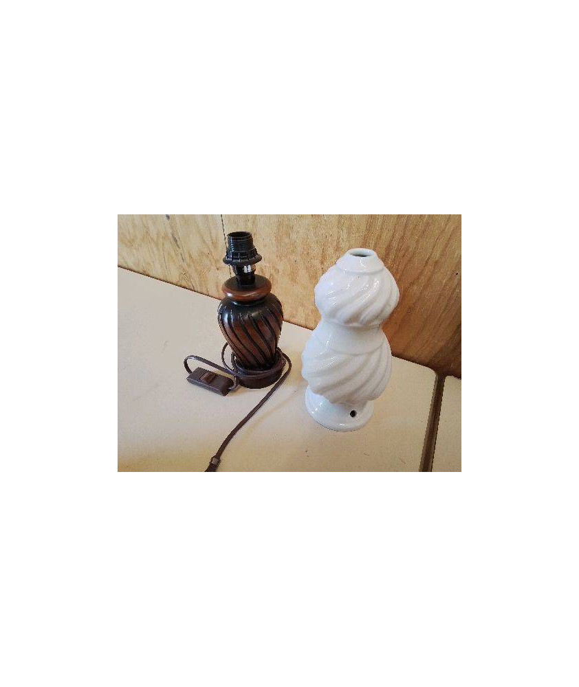 PIED DE LAMPE 