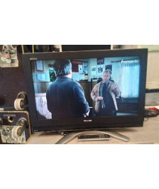 ECRAN 81CM TOSHIBA - NON HD 