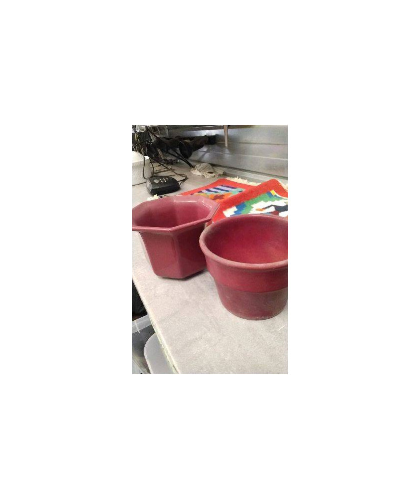 CACHE POT ROUGE