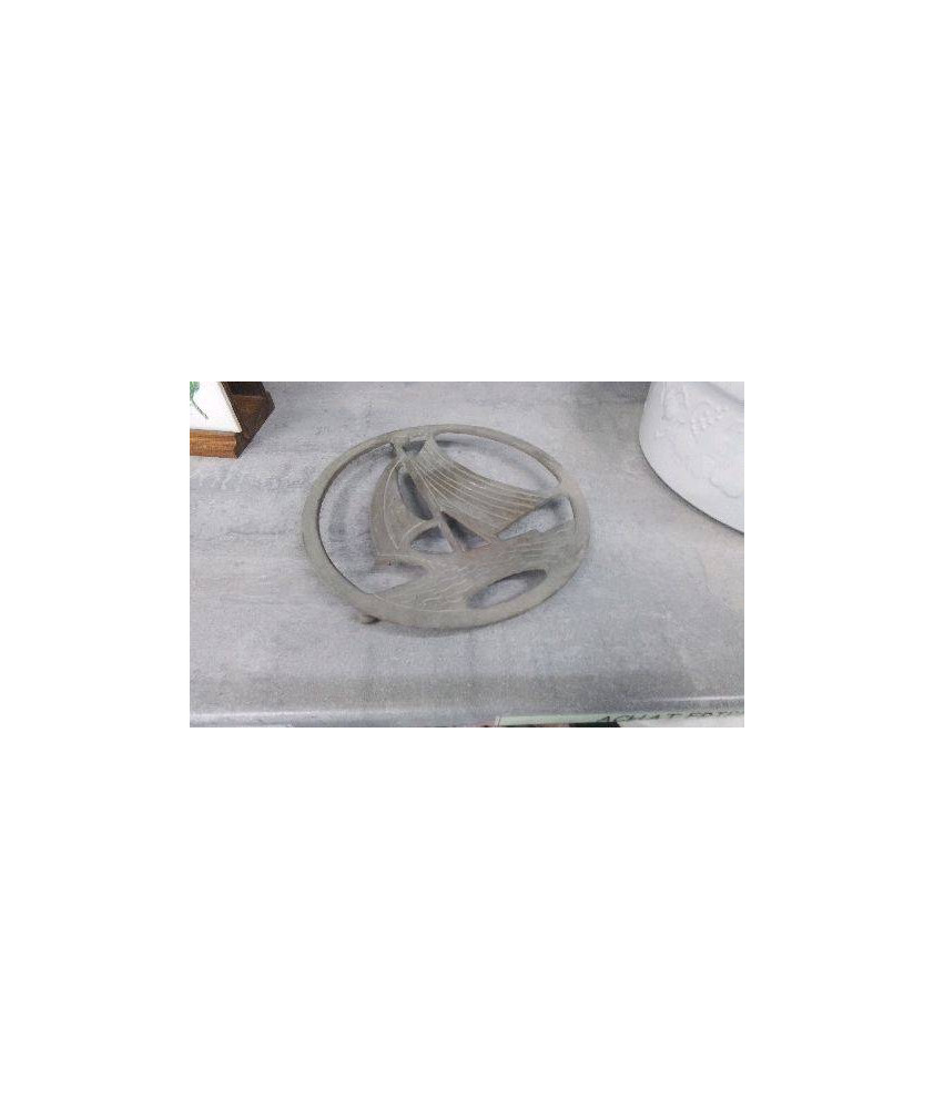 DESSOUS DE PLAT 
