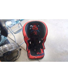 REHAUSSEUR SPIDERMAN 