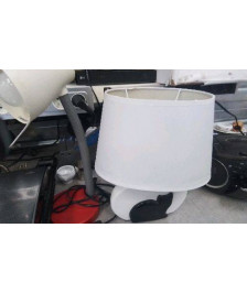 LAMPE A POSER CHAT